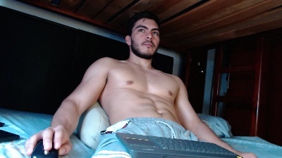 AlexS1998 live from Spain