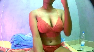 Aliciah02 live from Madagascar