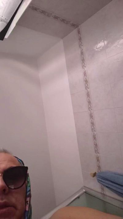 Alixa20 live from Italy