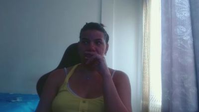 Ariannalovel live from Colombia