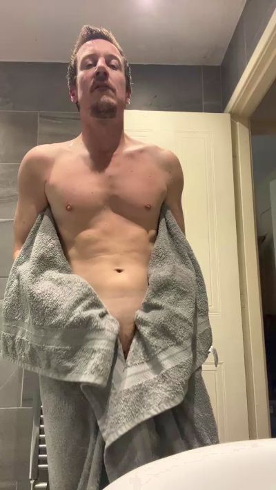 Bigloafs live from United Kingdom