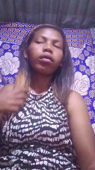 Blancosexy live from Madagascar