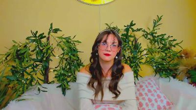 CharleenCalder live from United States