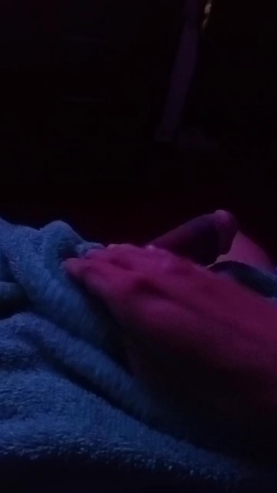 Chriseze94 live from Argentina