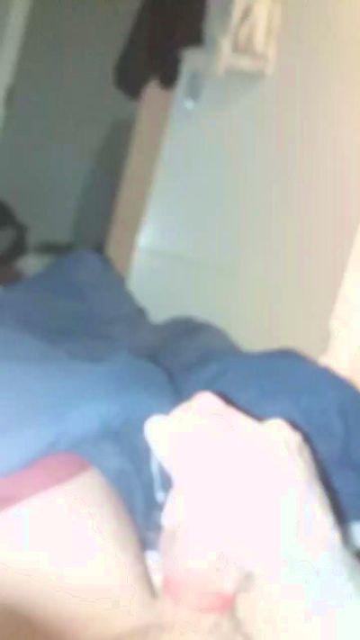 DanWillShock live from United Kingdom