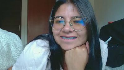 Dulce_cloee live from Colombia