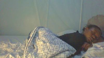 Ebon_fantasy live from United States