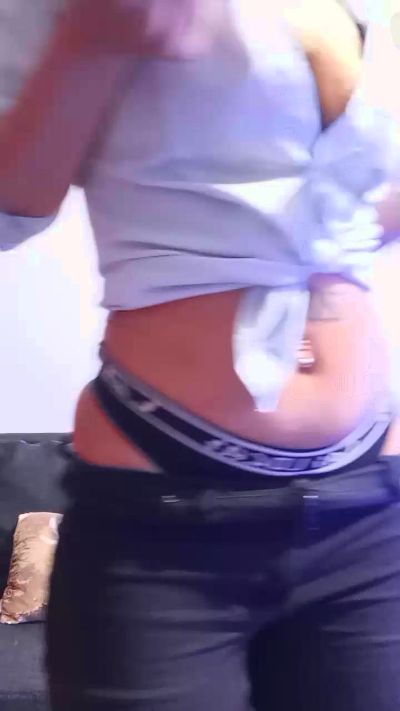 Emiily67 live from Argentina