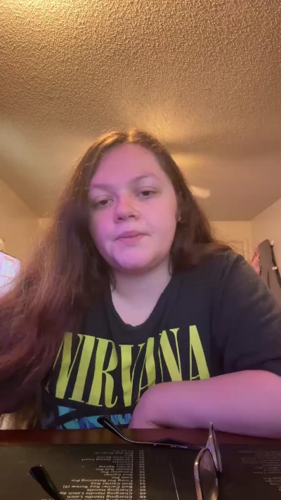 Hazelkaylynn live from United States
