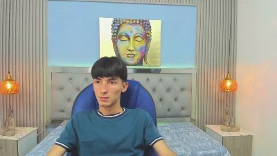 Jake_Evans live from United States