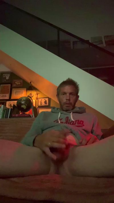 Jamesdean7919 live from United States