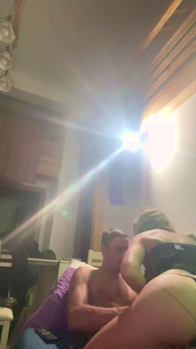 Jasmine22069 live from Italy