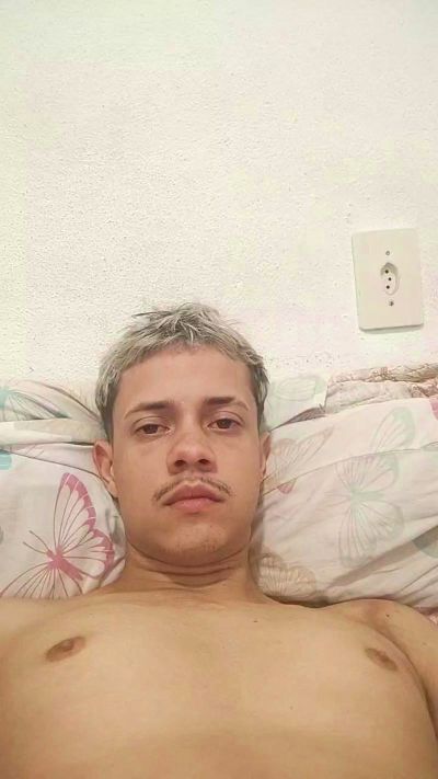Joaoabcd27 live from Brazil