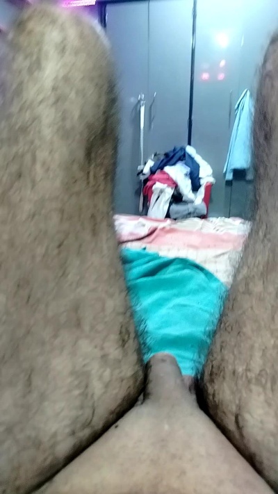 Kadoo105 live from United Kingdom