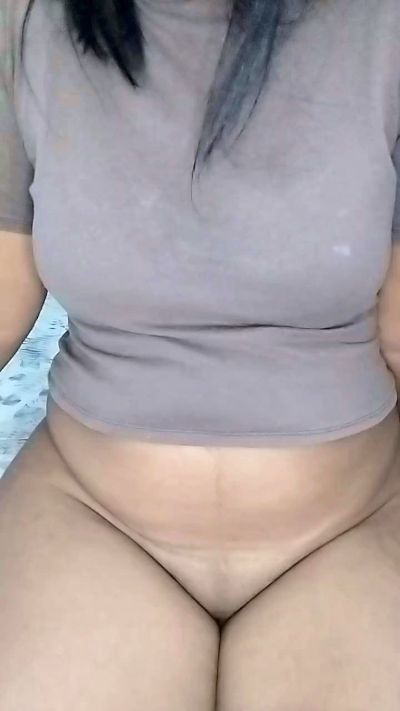Lailamello live from Brazil