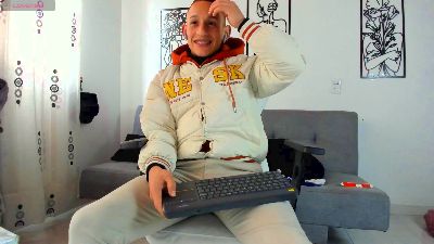 Masterblue_hot live from Mexico