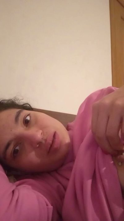 Morenamil000 live from Portugal