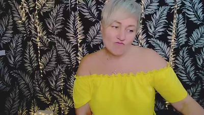 OliviaOskar live from Switzerland