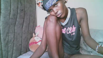Prettytoto live from Kenya