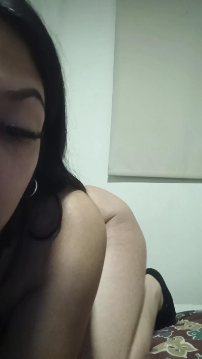 SpicyyyAmara live from Chile