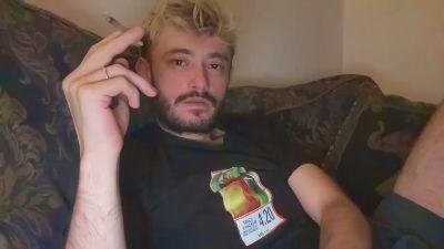 Tommyt4000 live from United Kingdom