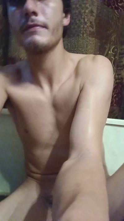 Younghardcock21 live from United States