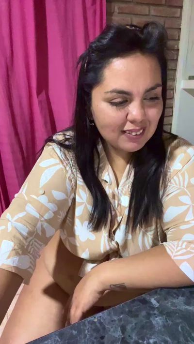 bonitachica78 live from Argentina