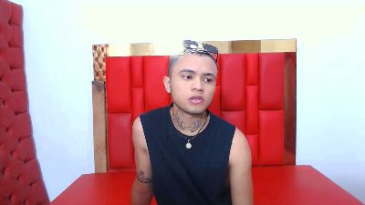 danielwhitesexy live from Colombia