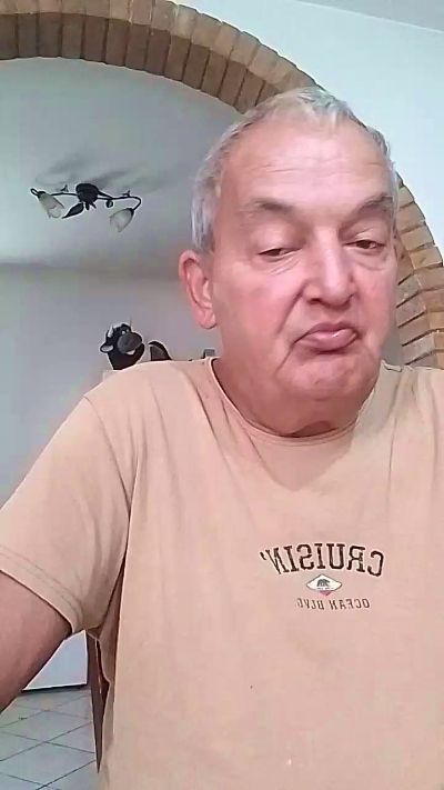 giovanniAP live from Italy