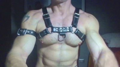 horny__pig live from United States