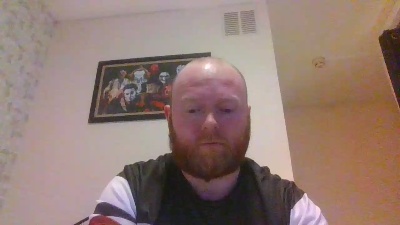 hornyslave23 live from United Kingdom