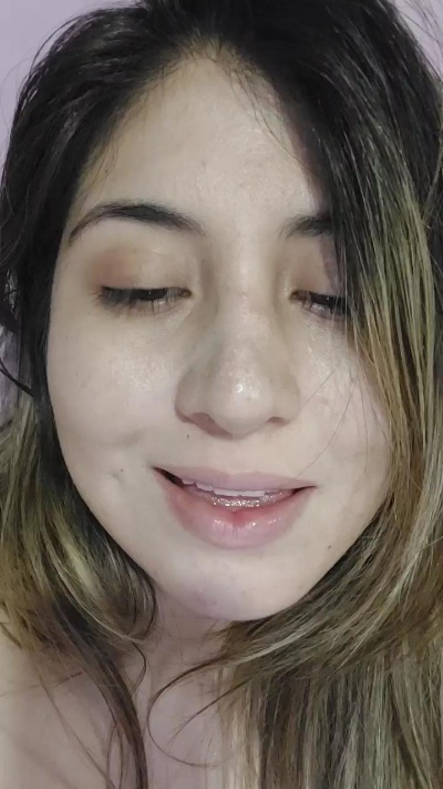 ilonka_Ui live from Spain