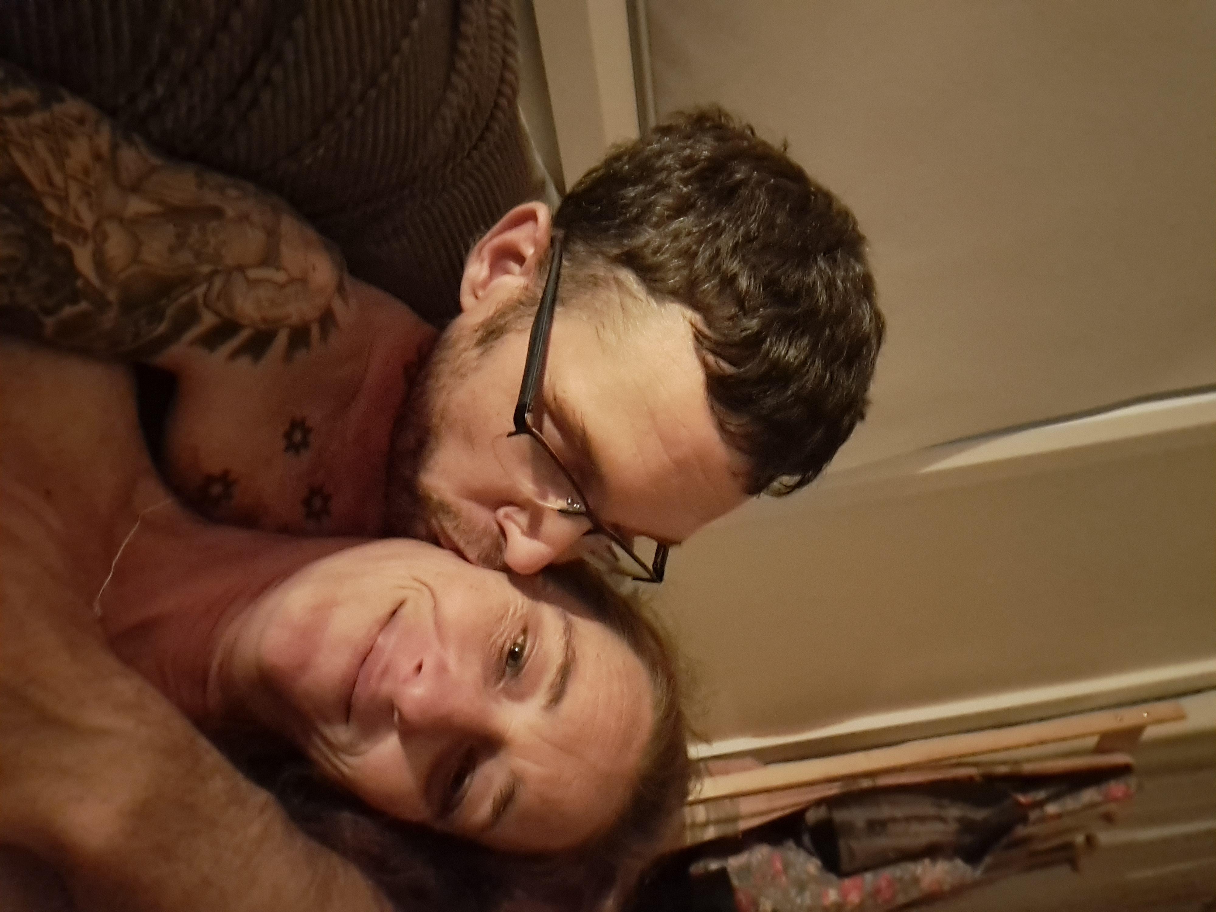 kristyandbreno live from Australia