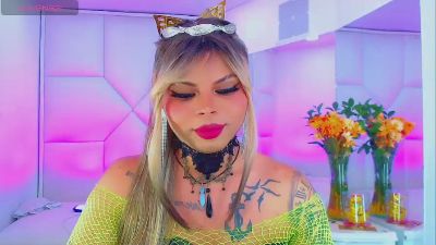 leslychaneldoll live from Colombia