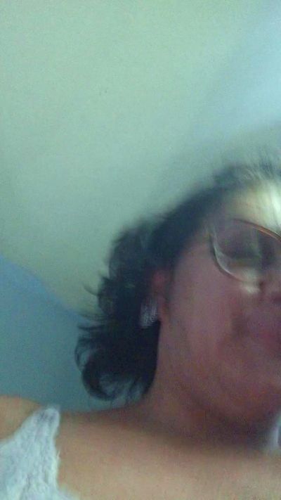 lucimaralu82 live from Brazil