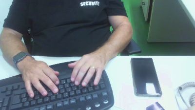 me__slave live from Italy