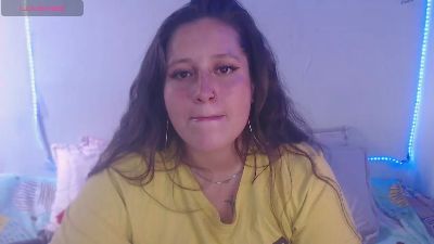 nahomyjhons live from Colombia
