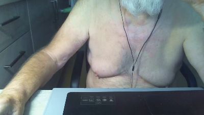 oldman3113 live from Austria