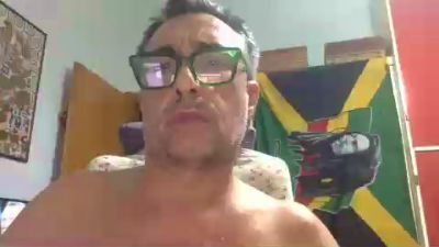 ortijah live from United Kingdom