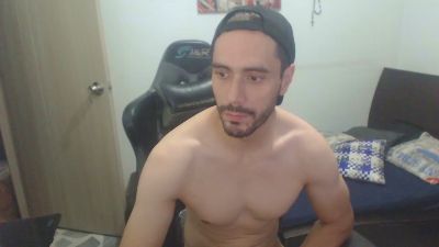 samuelgarcia_ live from Colombia