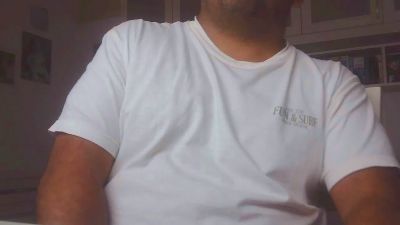 strato85 live from Italy