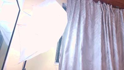 sweet__rhang live from United States